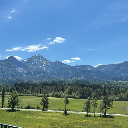 Panorama-lodge Mittagskogel アパート Ledenitzen
